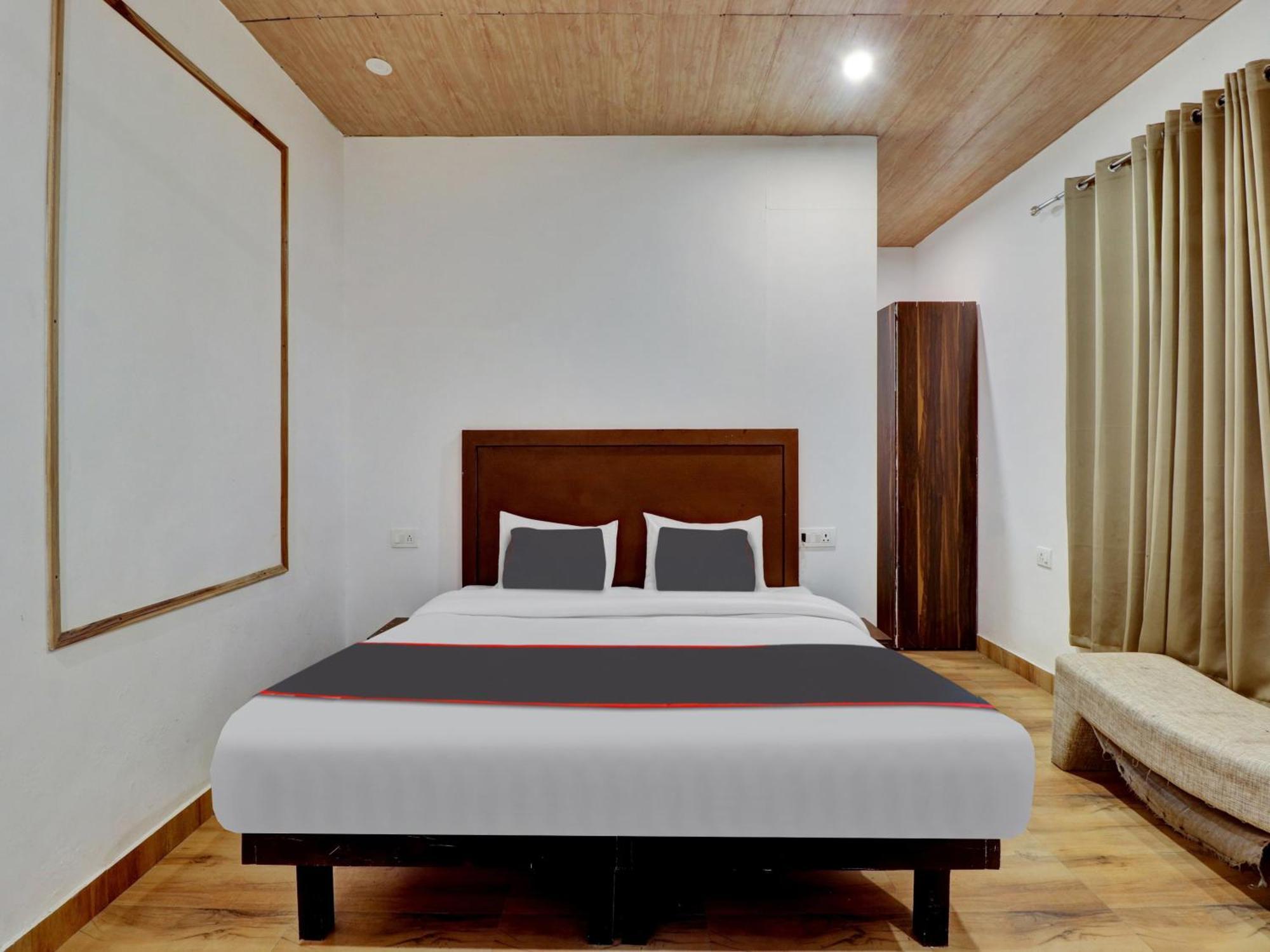 Collection O Shiv Sutra Resorts, 무소리에 외부 사진