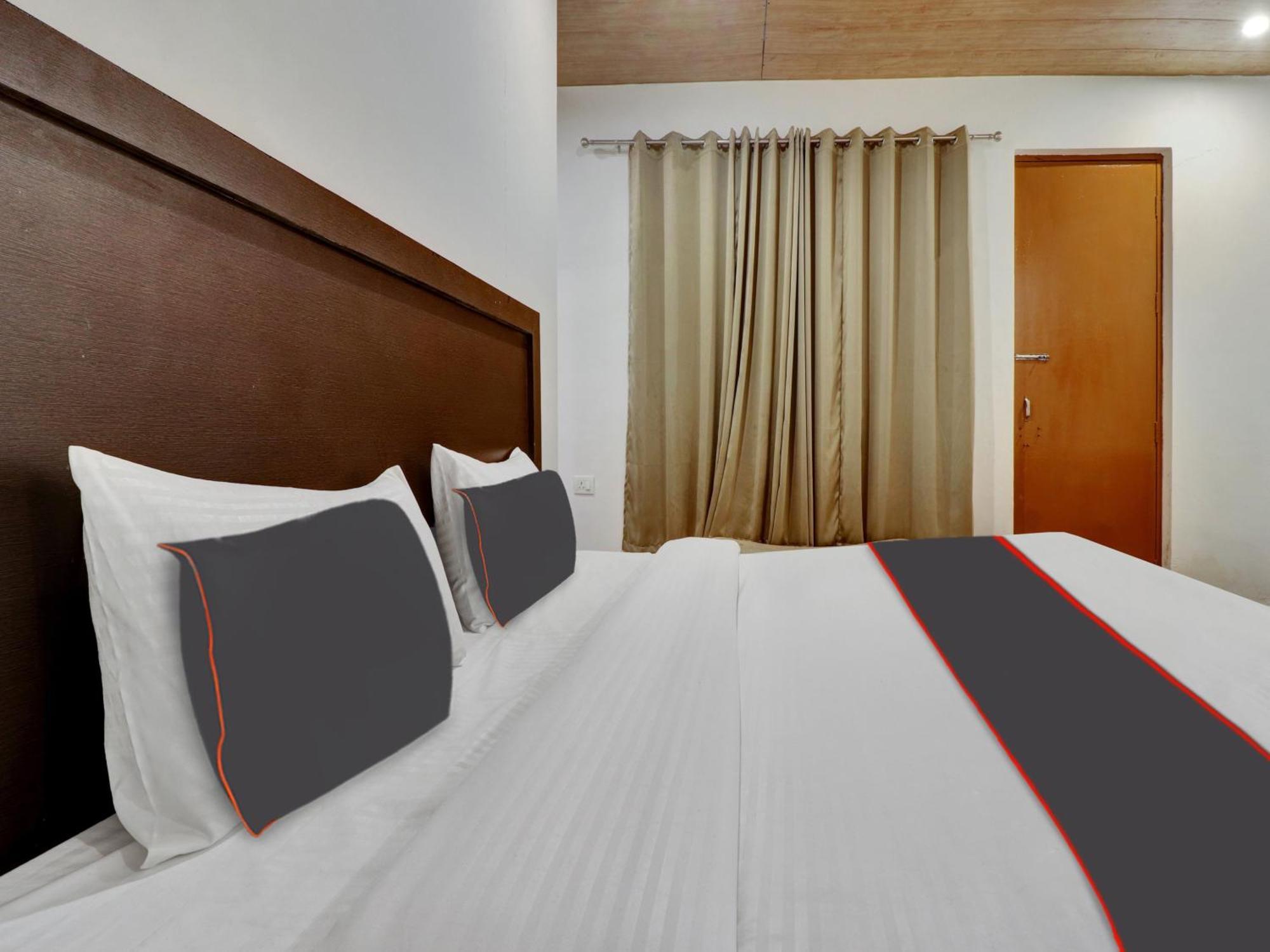 Collection O Shiv Sutra Resorts, 무소리에 외부 사진