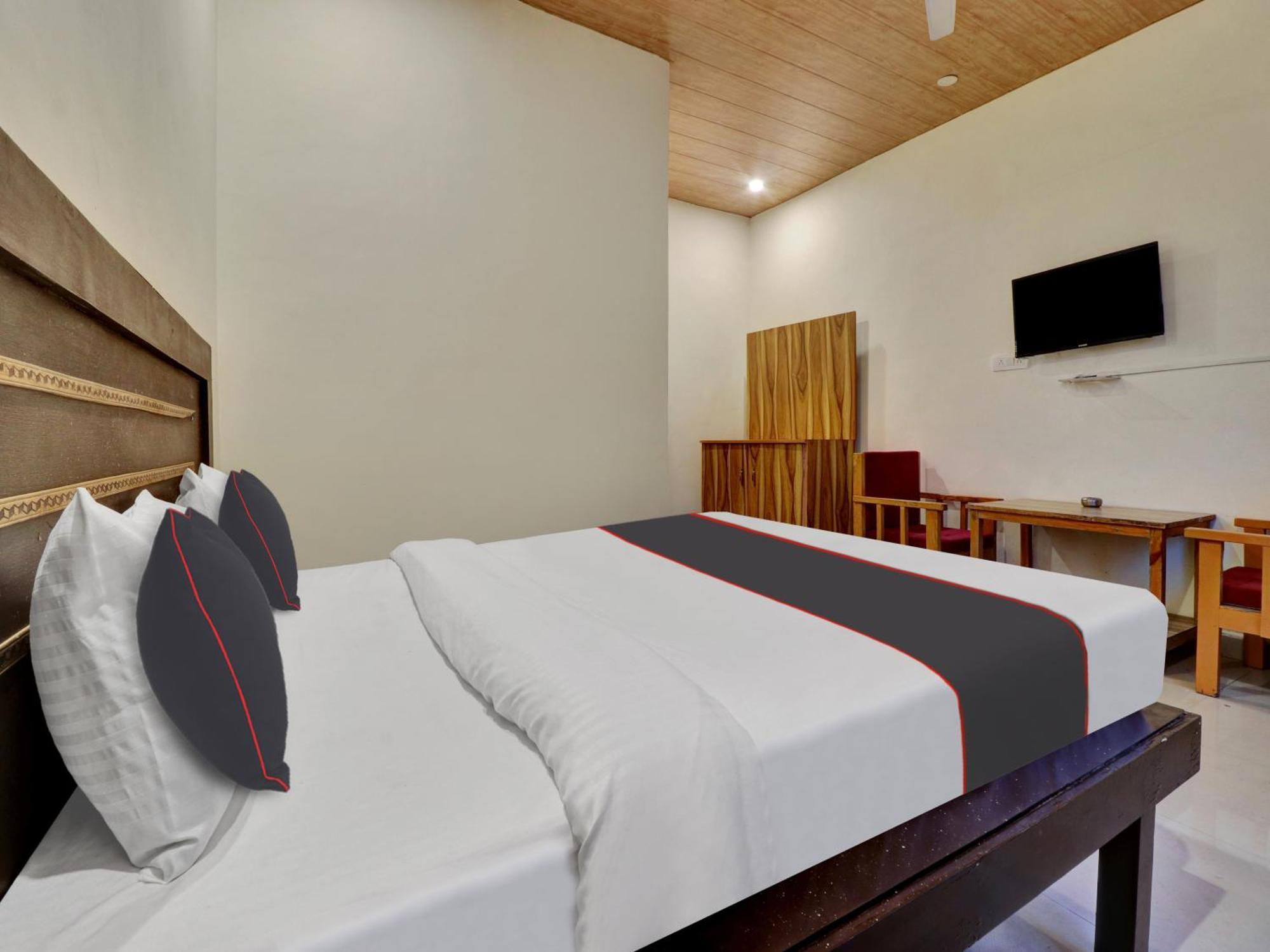 Collection O Shiv Sutra Resorts, 무소리에 외부 사진